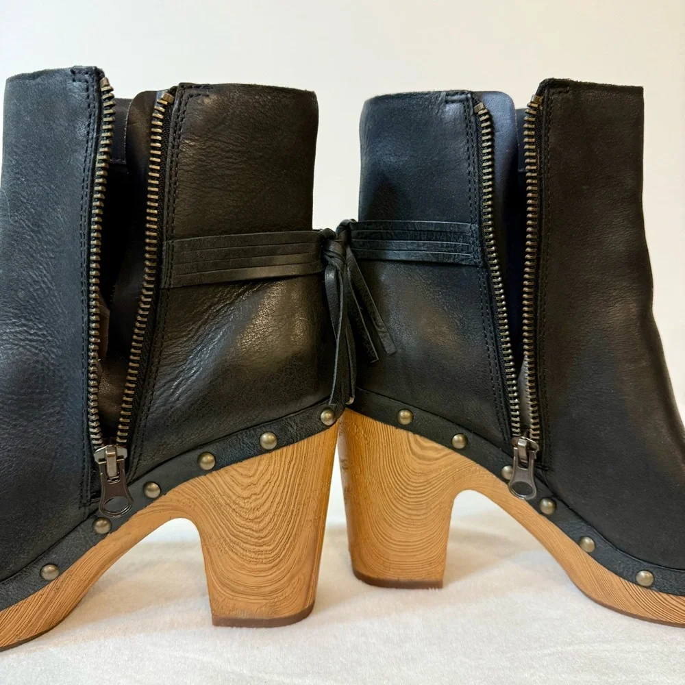 Kork-Ease Dianna Block Heel Platform Bootie in Black Size 7 - Picture 12 of 15